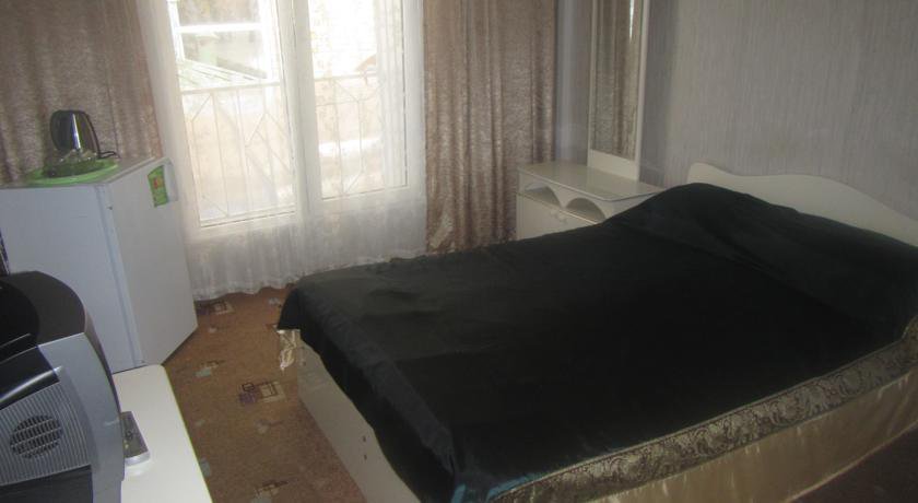 Гостиница Guest House Lunacharskogo 100A Геленджик
